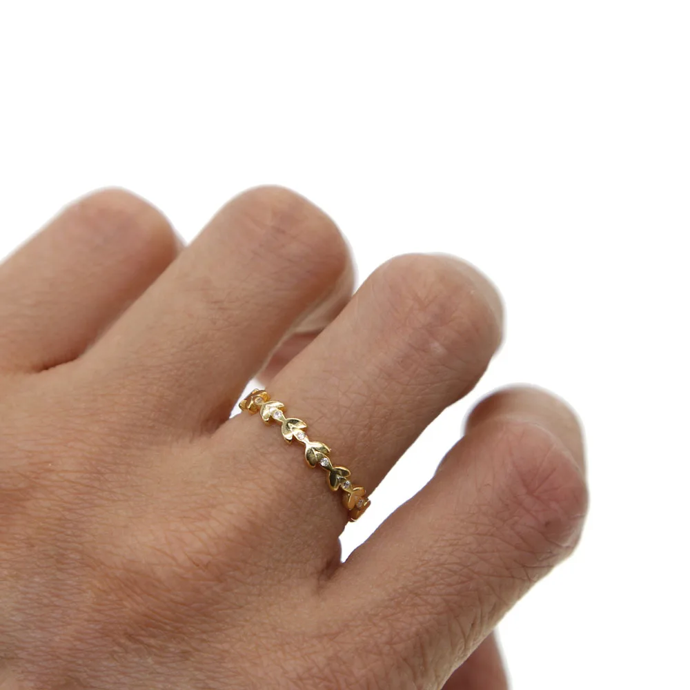 Новый дизайн маленькие изящные кольца золотого цвета с кристаллами cz для свадьбы