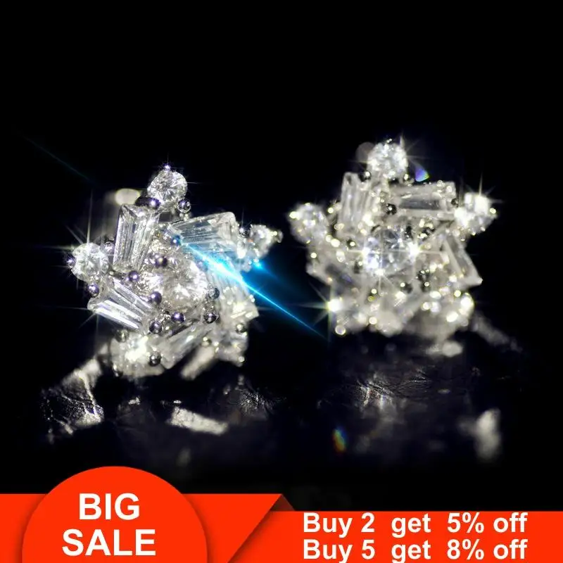 Серьги гвоздики в форме снежинок Настоящее 925 стерлингового серебра AAAAA cz