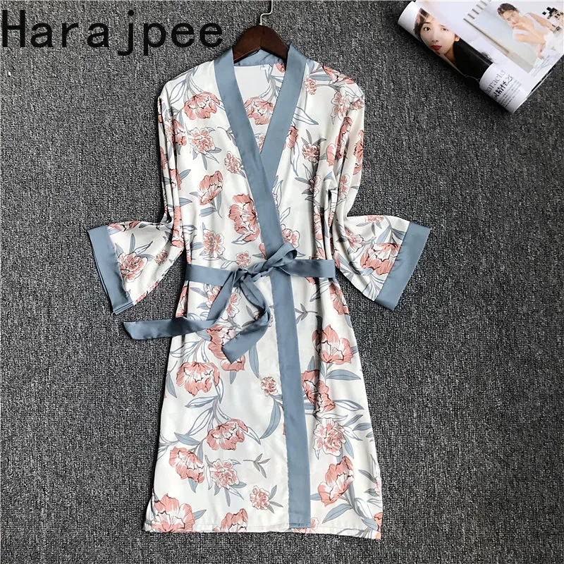 

Халаты в стиле харадзпи, Весенняя Пижама, женский летний пикантный халат с принтом, шелковая тонкая Домашняя одежда с коротким рукавом, Женс...