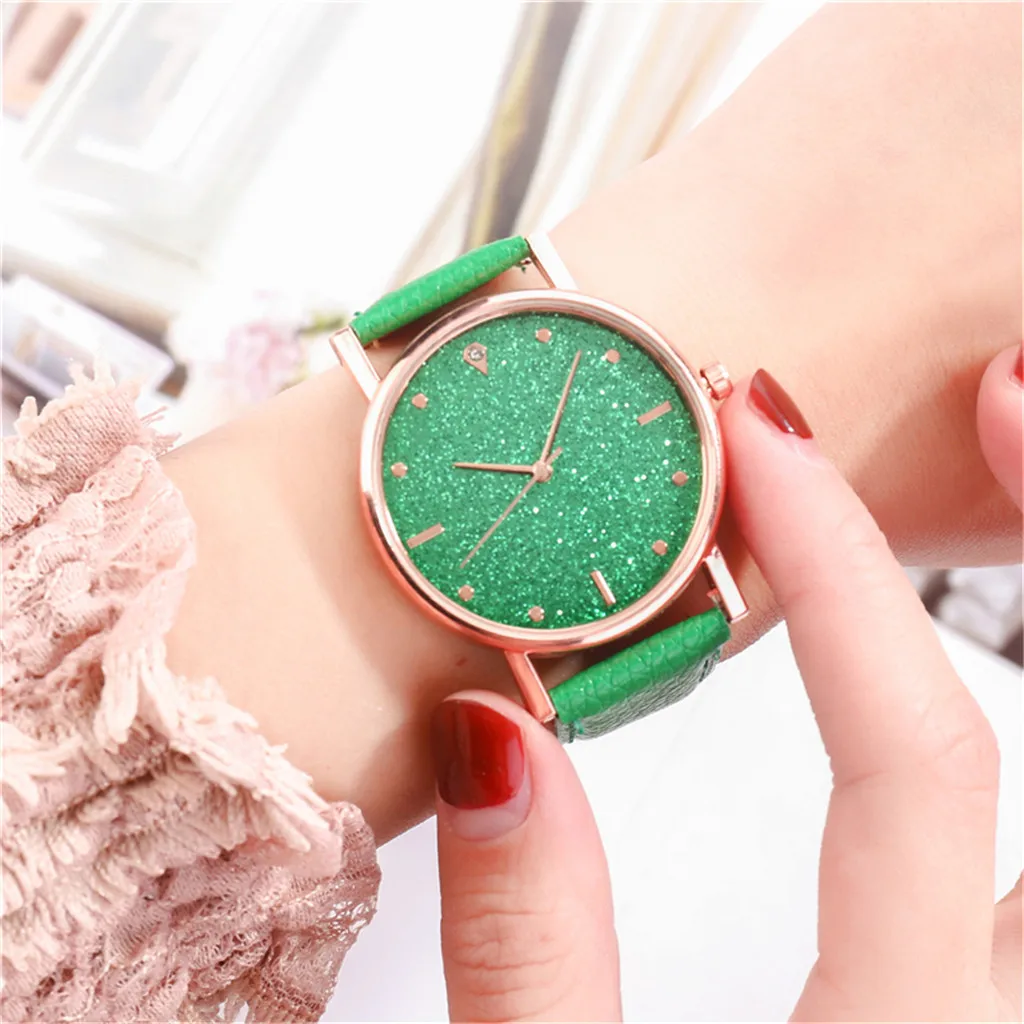 

Fashion exquisite ladies watch new quartz ladies watch classic temperament star dial leather strap popular U*