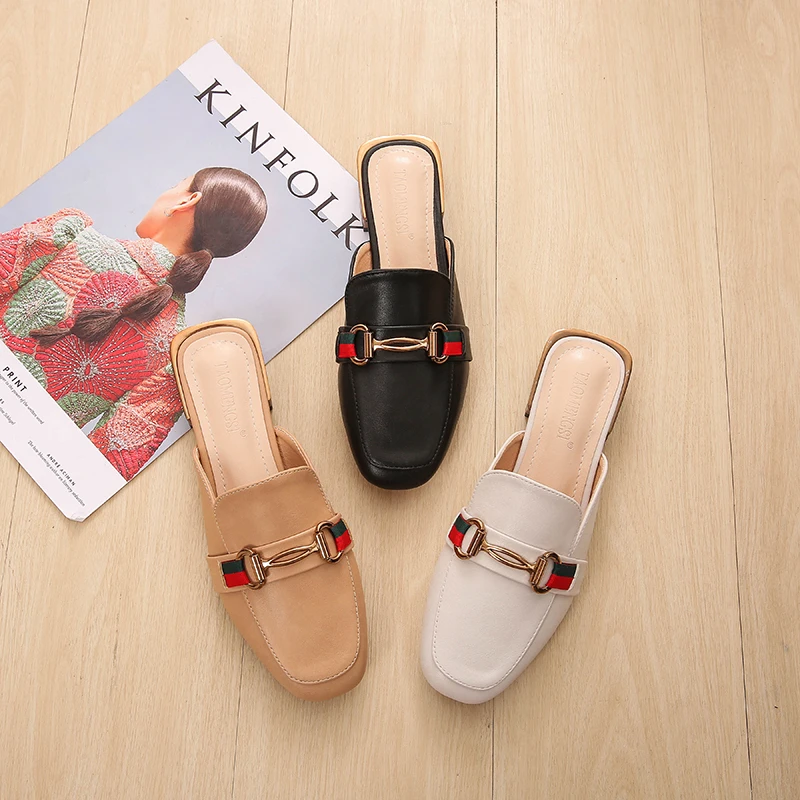 Женские туфли на среднем каблуке Crelumen тонкие с металлическими пуговицами