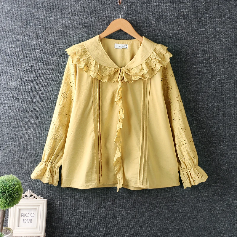 

New Spring Women Blouse Japan Style Literary Fresh Lace Peter Pan Collar Embroidery Pullover Loose Shirt
