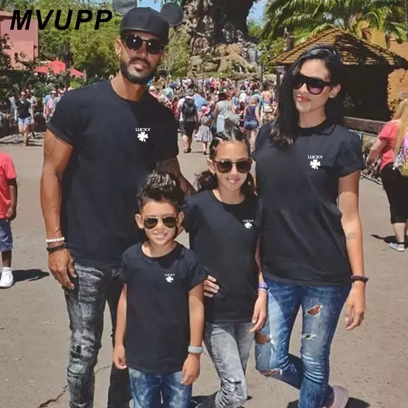 Рождественская футболка с оленем для мамы дочки папы и сына Одинаковая одежда