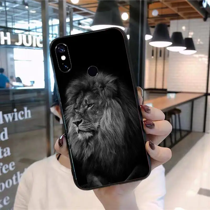 

Animals The Lion Phone Case For Xiaomi Redmi 7 8 9t 9se k20 mi8 max3 lite 9 note 9s 10 pro