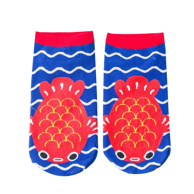 

Women's Socks & Hosiery