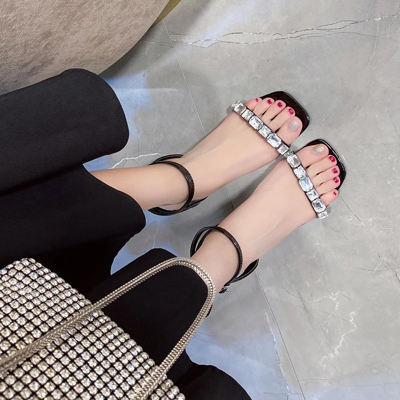 

Fashion Crystal High Heel Women Sandals Casual Gladiator High Heels Square Shoes Woman Pumps Ankle Buckle Comfort Shoes Female