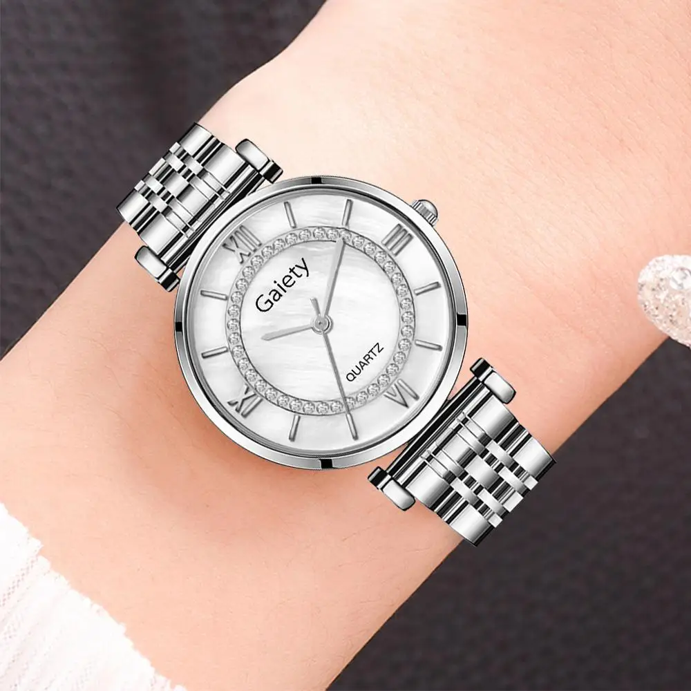 

tendencia de mujer 2020 New Ladies Fashion Personality Quartz Watch Trend Alloy Strap Woman With Rhinestone Dial Female Watch