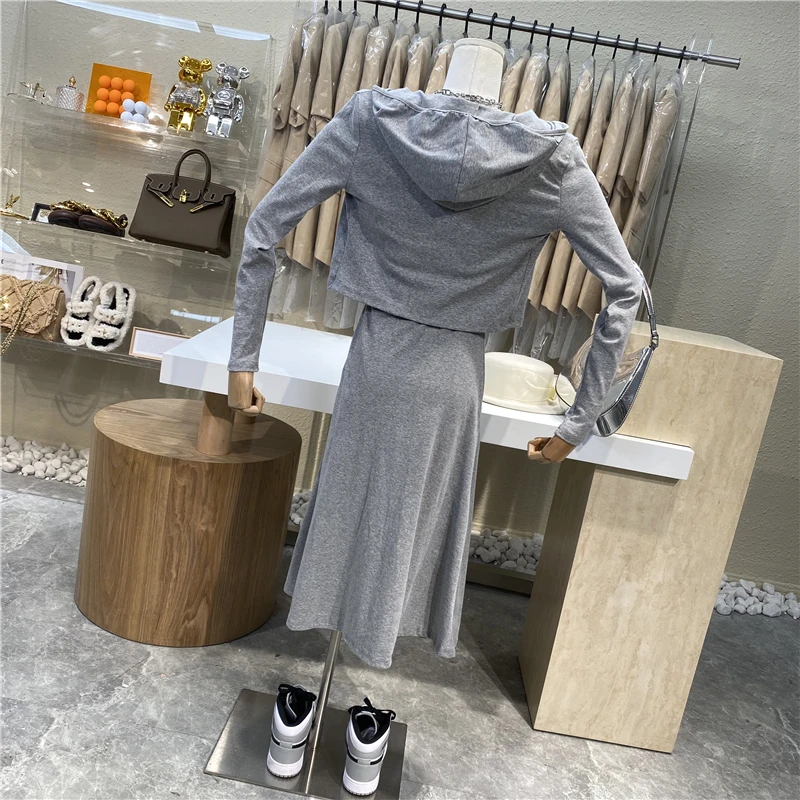 

Brand Original Design 2021 Vest Halter Slit Skirt + Hooded Slim Short Style Casual Jacket Cardigan Suit