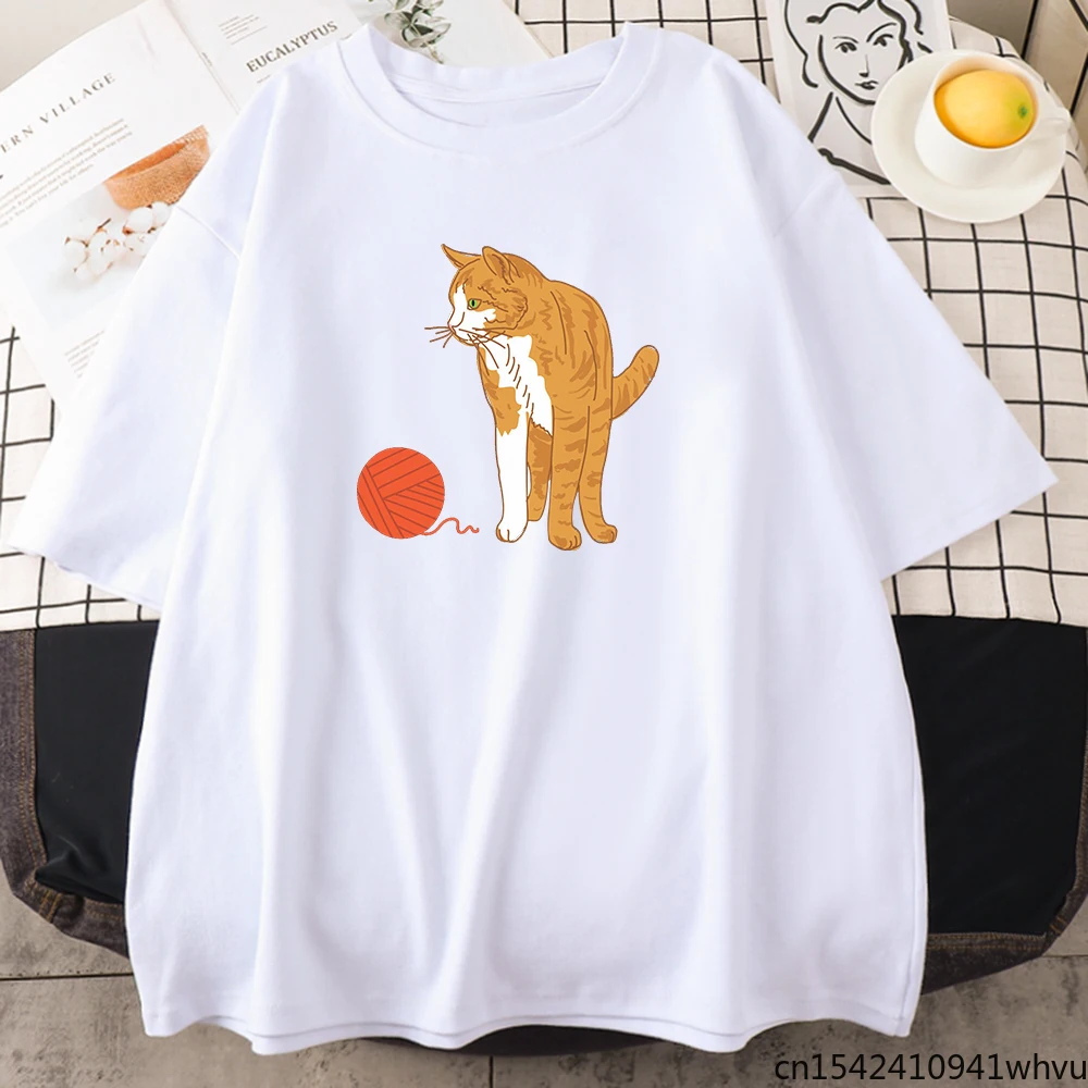 

Cat Playing With A Ball Of Yarn Print Women Tshirts Aesthetic Anime Big Size Clothing Creativity Soft