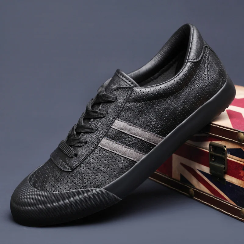 Мужские кроссовки с вулканизированной подошвой дышащие полосатые в британском