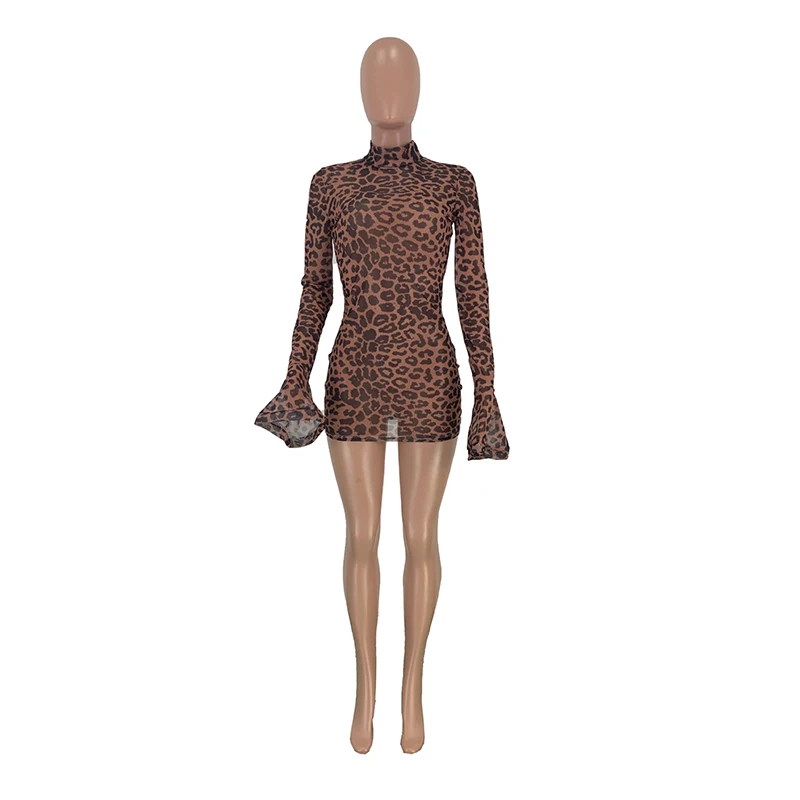 Женское леопардовое платье с высоким воротником длинным Расклешенным рукавом
