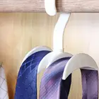 Крючок-вешалка для хранения одежды и сумок