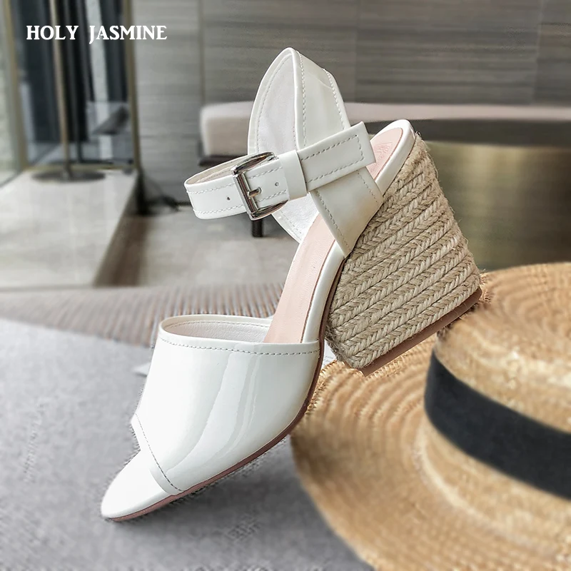 Женские босоножки на квадратном каблуке сандалии с открытым носком и