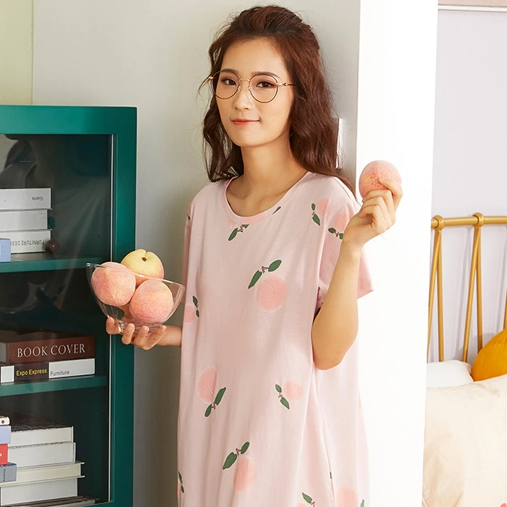 

Женская ночная рубашка с коротким рукавом и юбкой