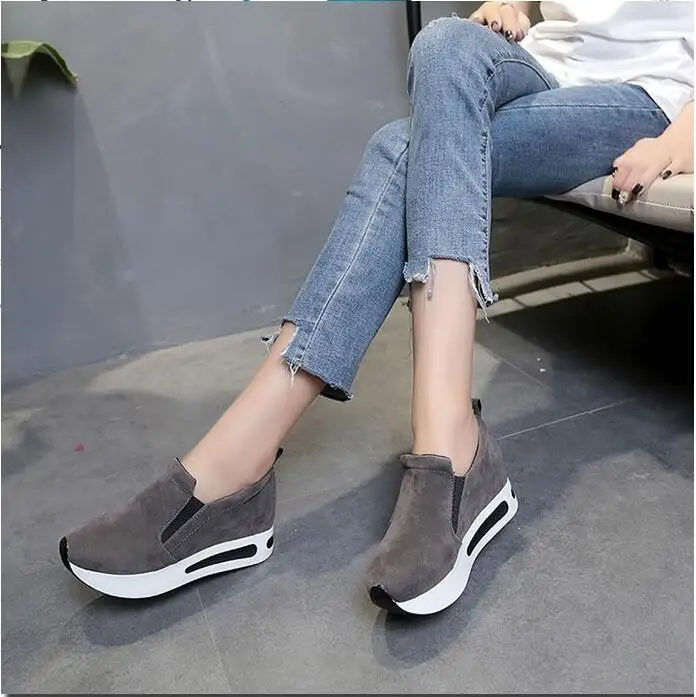 2021 new fashion leisure thick bottomed foot women's shoes casual floral print leather platform elevator shoes female swing shoe