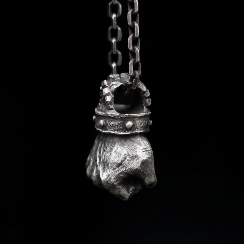 

Courage Fist Pendant Retro Punk Rock Hip Hop Necklace Men's Fashion Jewelry Gift Personality Accessories Wholesale