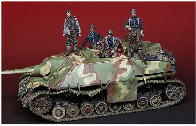 1/35 сборный Набор фигурок из смолы танкеры (всего 4 фигурки)|Наборы для сборки