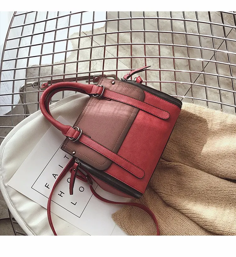 

2020 New Woman's Bag Atmosphere Portable Fashion Large-capacity Shoulder Messenger Bag