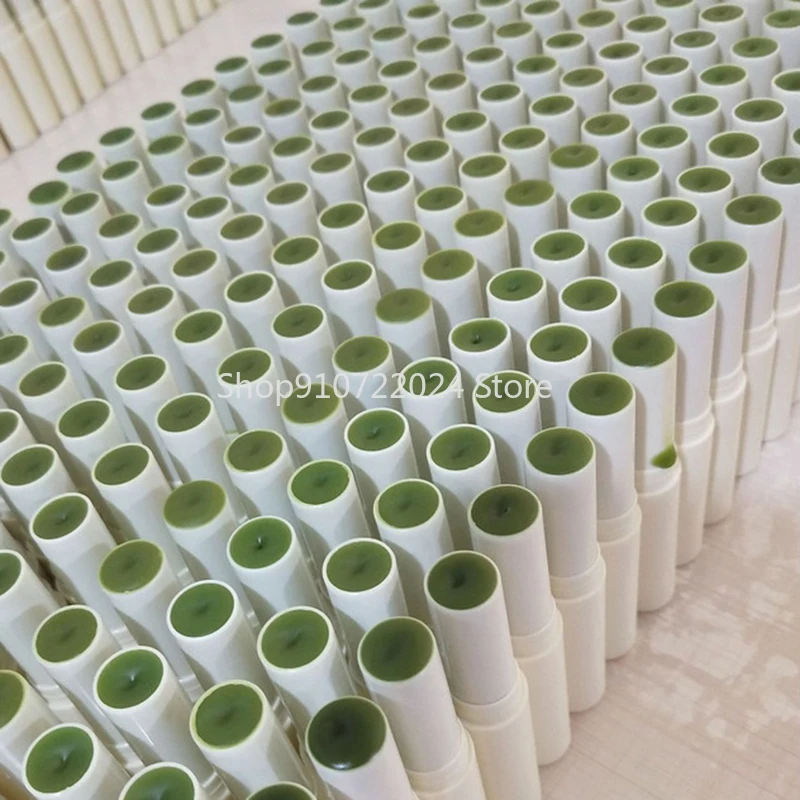 

1pcs Of Lips Pink Fresh Lightening Bleaching Cream Treatment Remove Dark Smoke Lips lip oil Prevent dryness lip balm