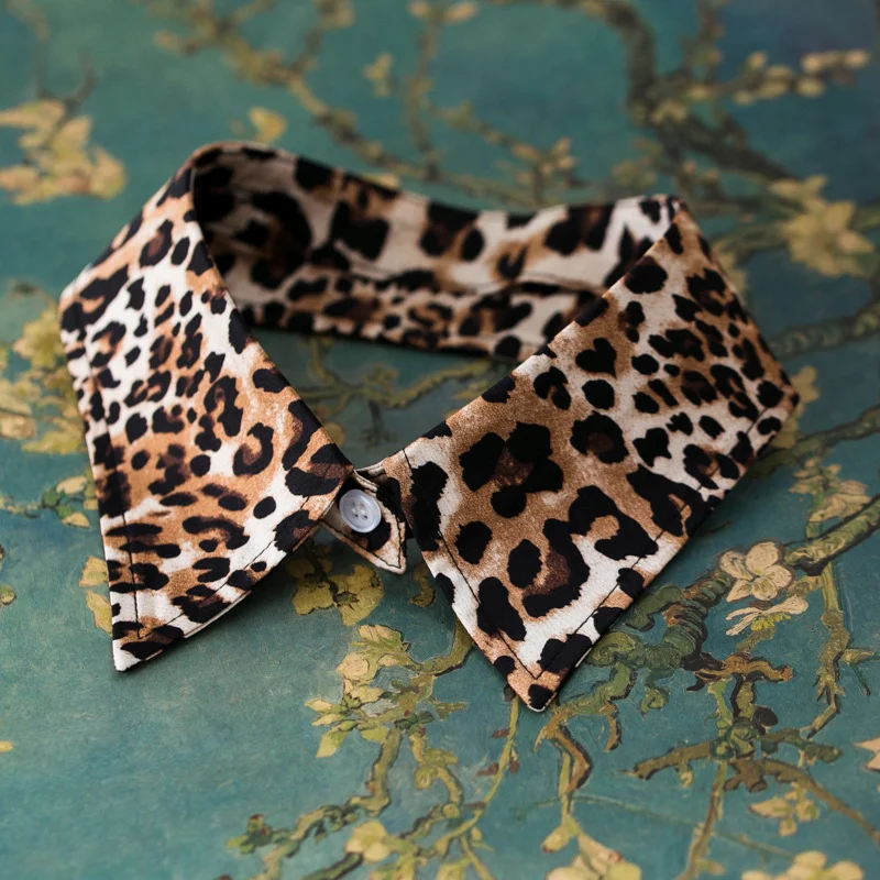 

Fake collar stand collar blouse with detachable pop leopard print personality punk stand collar necklace for ladies
