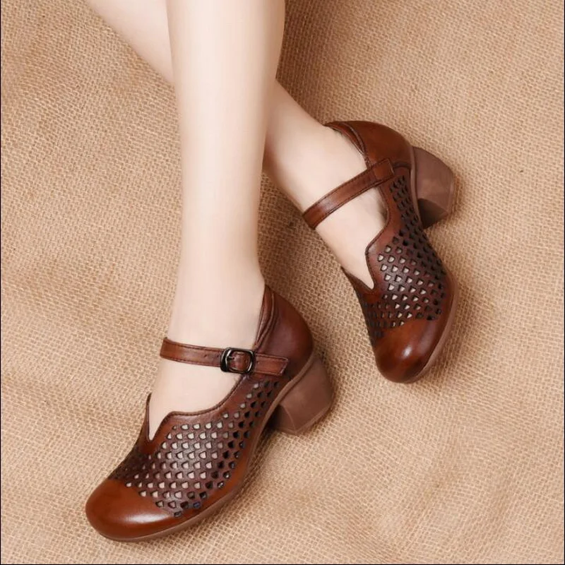 2021 Summer Genuine Leather Comfortable Ladies Mid Heel Sandals Women Shoes Hollow Round Toe Square Heels Sandals Woman