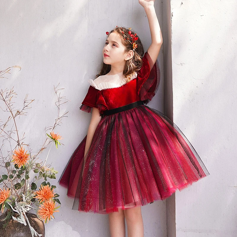 Цветочное детское свадебное платье для подружки невесты кружевное с лепестками