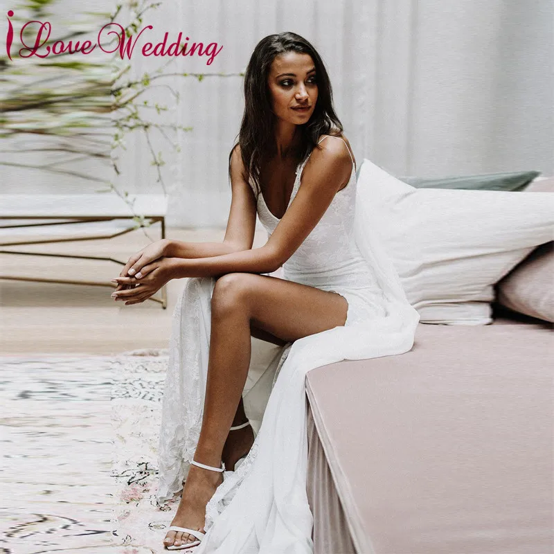 

Elegant Lace Wedding Dresses Sexy V Neck Bridal Gown Custom made Sexy Spaghetti Straps Boho Style Wedding Gown