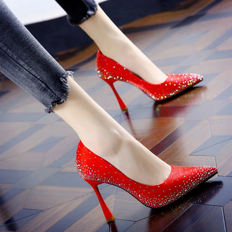 Острые каблуки. Туфли лодочки черные. Ботильоны стилетто. Туфли на шпильке. Туфли-лодочки.