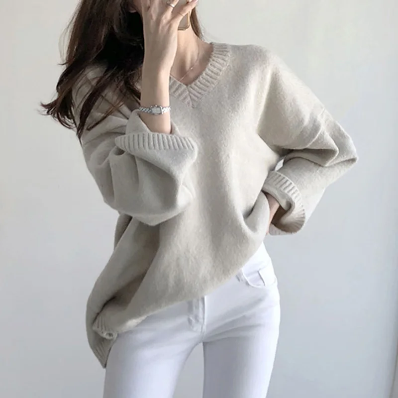 

Women Batwing Long Sleeve Elegant Pullover Jumper Solid Casual Knitted Tops Pull Femme Chic V Neck Loose Sweater