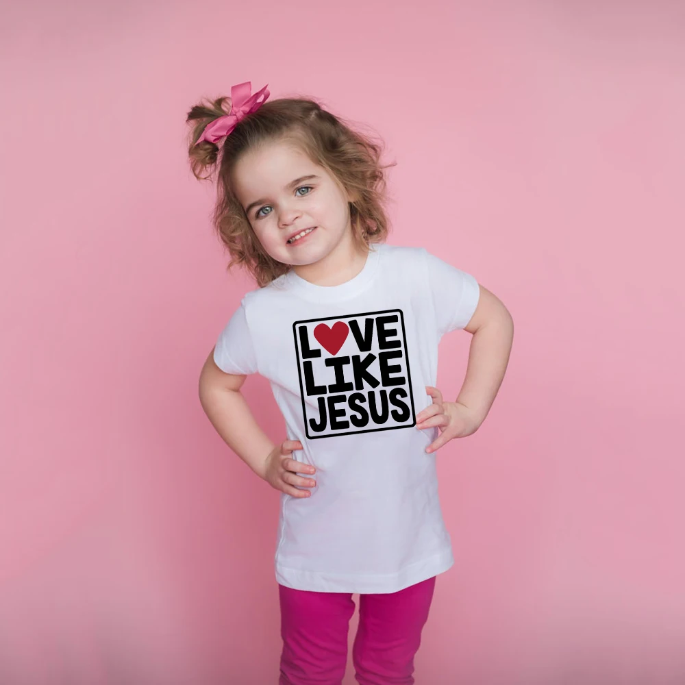 

Детские футболки на День святого Валентина с надписью «Love Like jeseus»