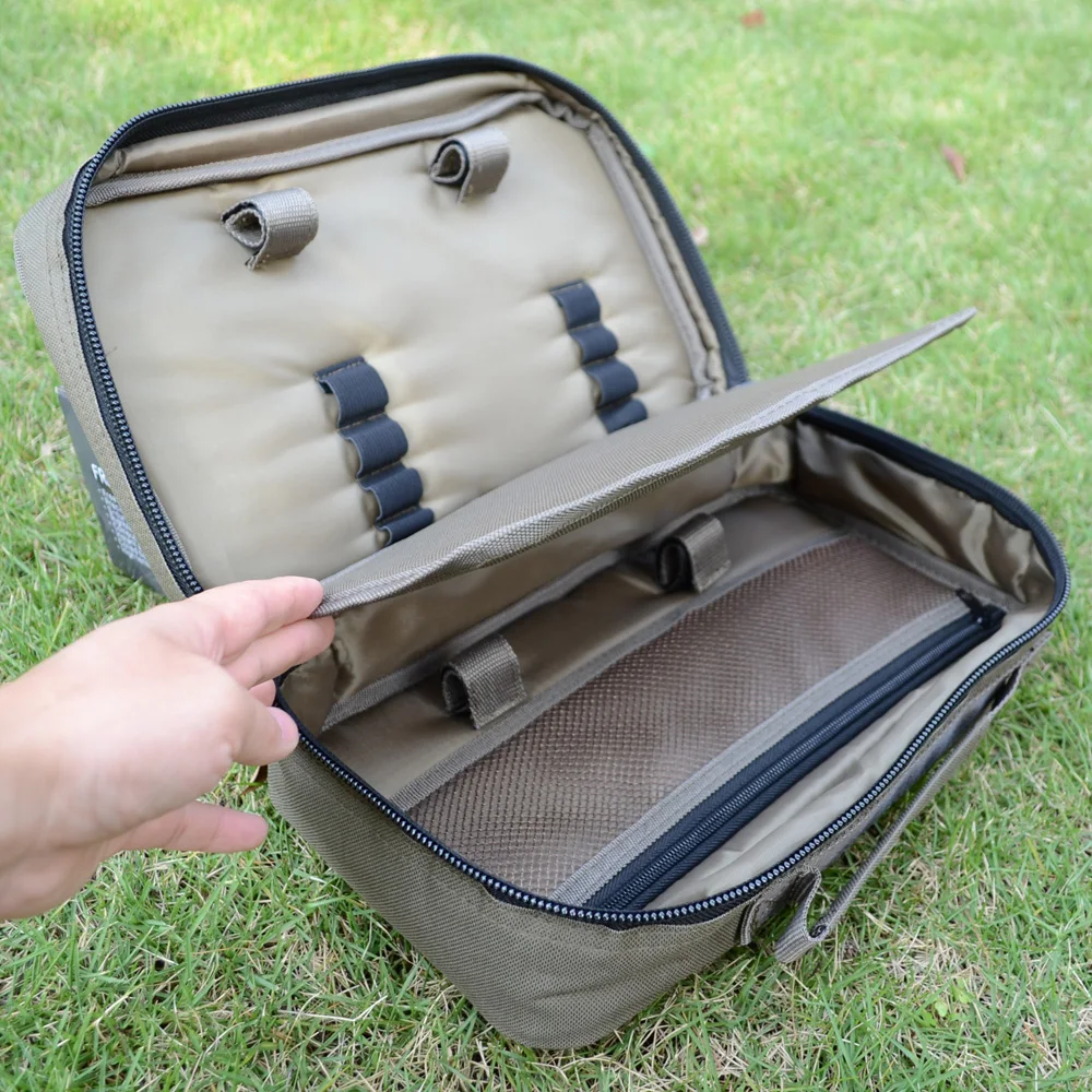 

Carp Fishing Tackle Bag with Buzz Bar Carryall Luggage with Bank Sticks Rod Pod Size 20x33x10cm
