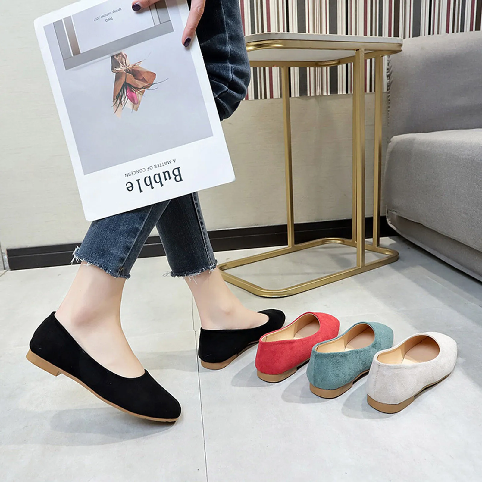 Туфли женские без шнуровки заостренный носок Горох плоская подошва удобная