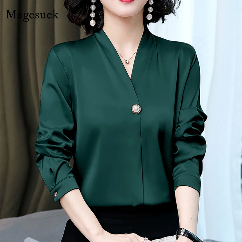

Plus Size Silk Satin Chiffon Shirt 8 Colors V-neck Korean Long Sleeve Office Blouse Women 2021 New Fashion Slim Button Top 13043