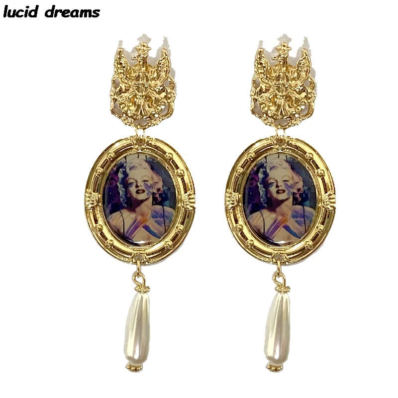 

2020 Fashion Classic Gold Color Art Painting Marilyn Monroe Earrings For Women Personality Earrings Wedding Bridal Jewelry Charm