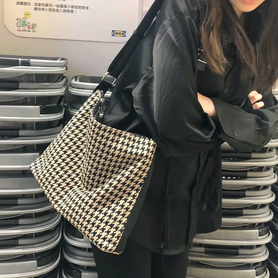 

Холщовая Сумка-тоут для женщин, винтажный мягкий вместительный саквояж на молнии с рисунком гусиные лапки, сумочка на плечо, кросс-боди для ...