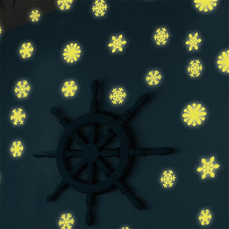100 шт. новый год Снежинка украшения Светящиеся Настенные наклейки для дома
