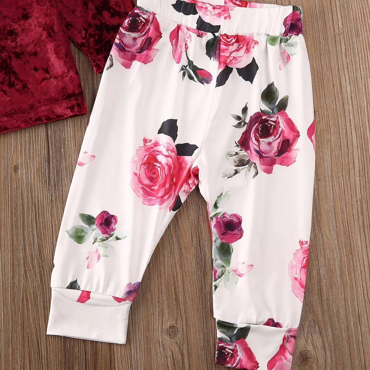 Одежда для маленьких девочек коллекция 2019 года топы с цветочным принтом