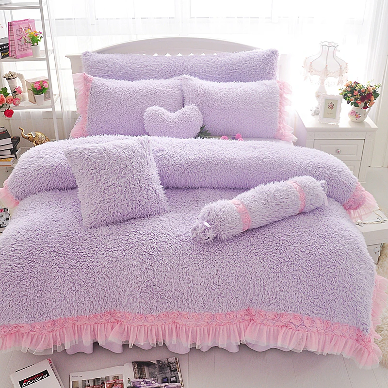 

Комплект постельного белья из теплой флисовой ткани фиолетового, белого, розового цветов, в Корейском стиле принцессы, кружевной пододеяль...