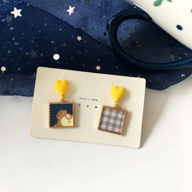 

Square Asymmetric Little Animal Clip on Earrings Women Cartoon Funny Check Aesthetic Earrings