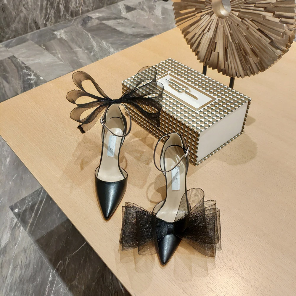 

Женские босоножки на высоком каблуке, с круглым носком и бантом