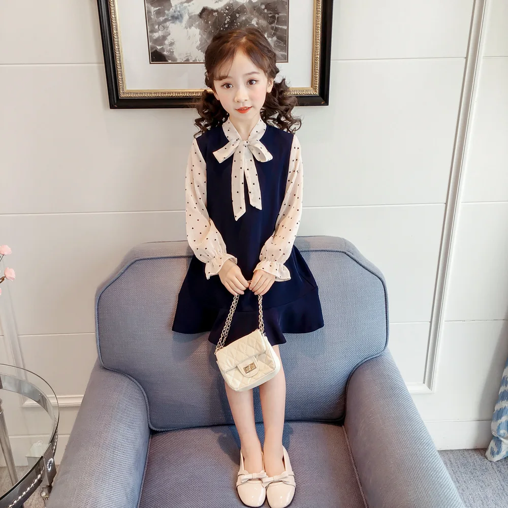 

New 4-10 year old girl baby stitching dot pattern dress autumn Korean princess fashion dress lace bow little girl A-line dress