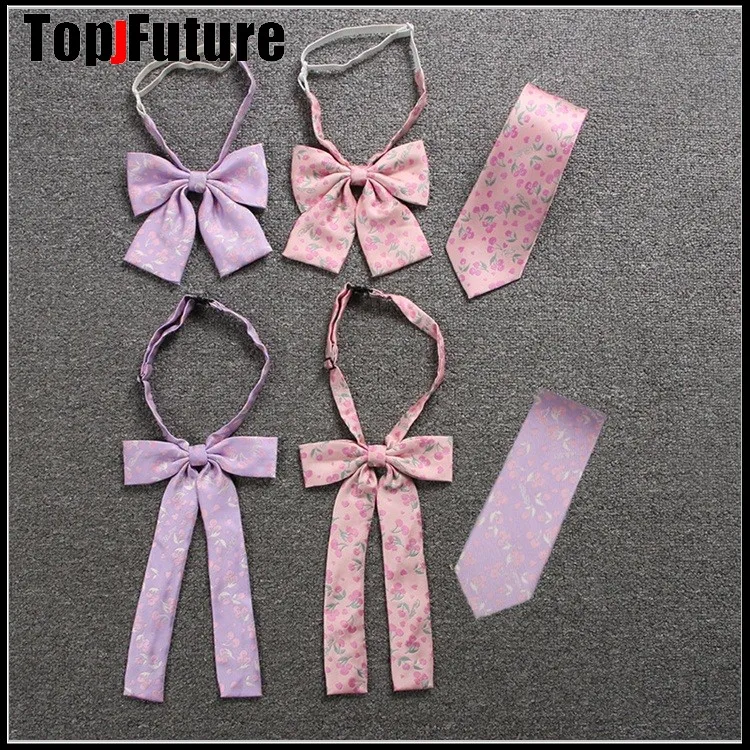 Японская школьная коллежская униформа в стиле JK: бабочка, воротничок, цветок вишни.