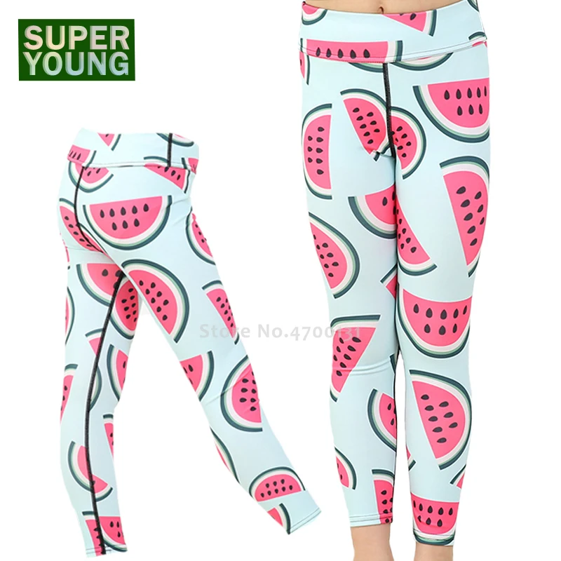 С персонажами из мультфильмов для маленьких девочек пробежек занятий йогой