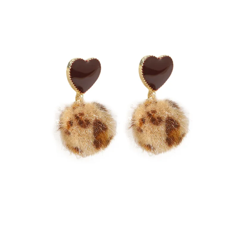 

Leopard Print Heart-shaped Stud Earrings Korean Style Hairy Cute Ball Ear Studs Wholesale Winter Ear Jewelry for Women Ornament