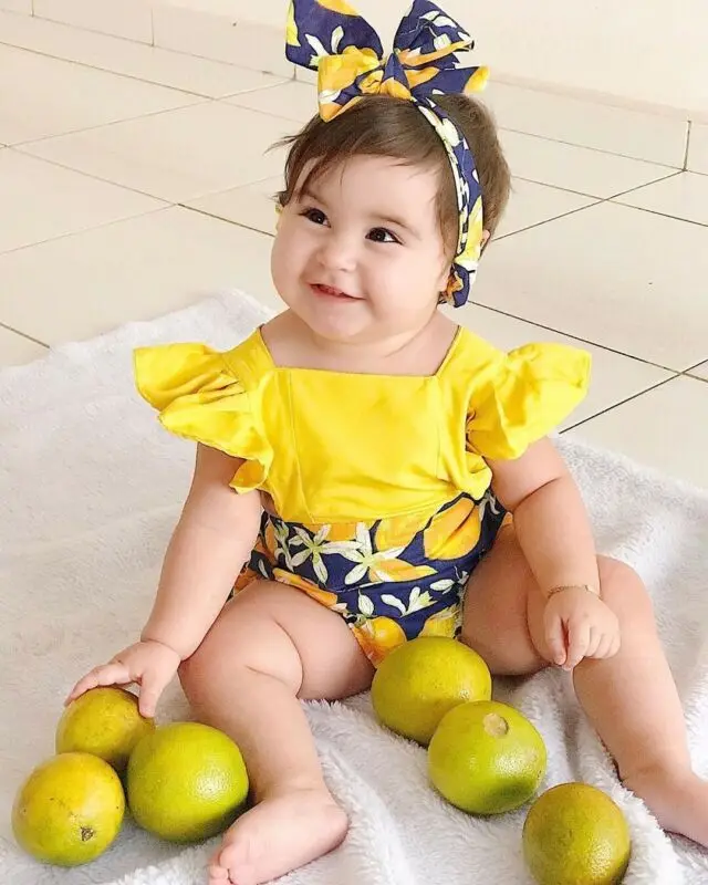 Модный комбинезон с рюшами для маленьких девочек Головной убор Комплект из 2