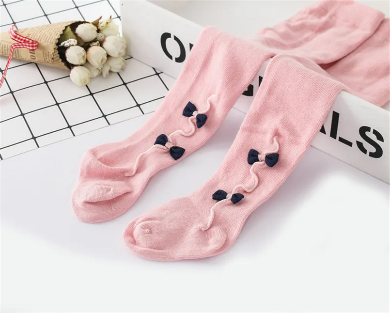 pink Милые колготки для новорожденных девочек; Осенние Колготки для маленьких девочек с бантом; чулки для маленьких девочек; гетры для малышей - Цвет: pink