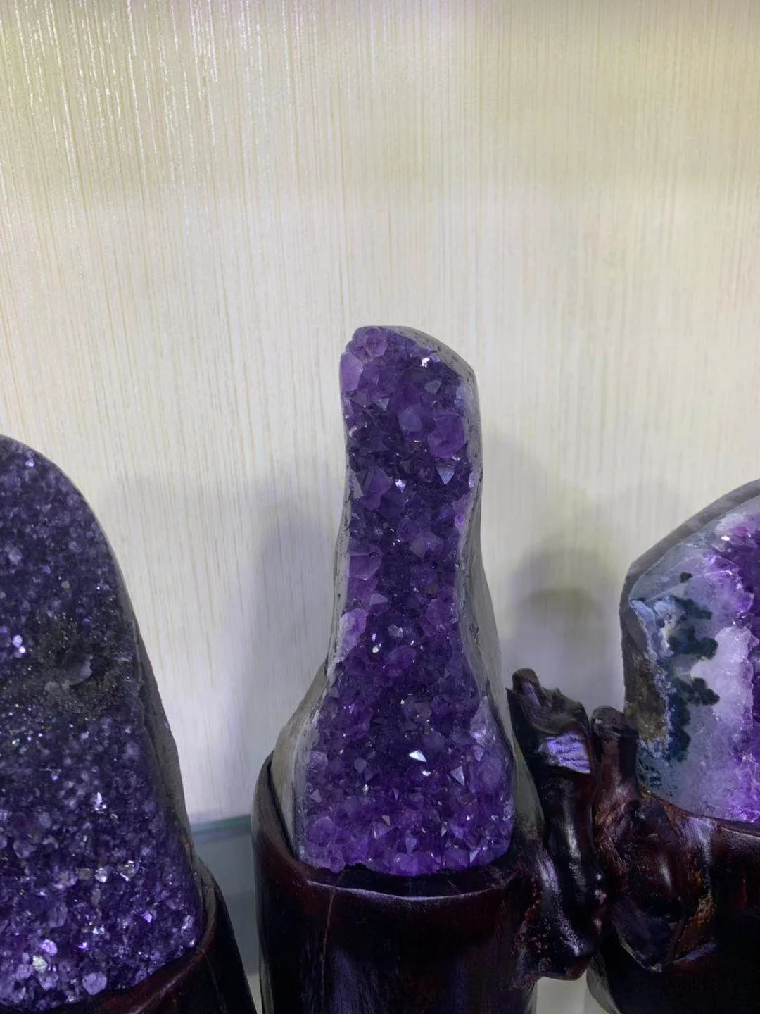 

Натуральный аметист Пещера украшения размагничивания городской дом очистки горшок с сокровищами с украшением в виде кристаллов пещера из ...