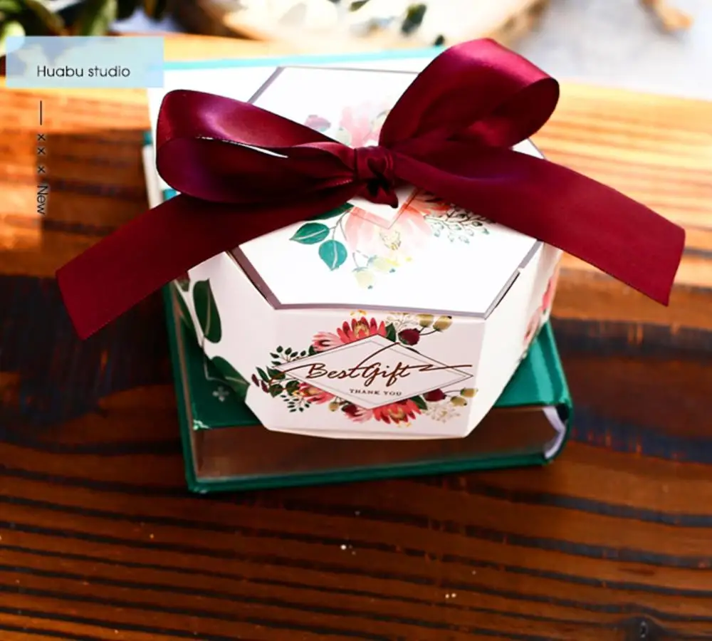 50 шт. новая шестиугольная сахарная коробка со свадебными сувенирами и подарками