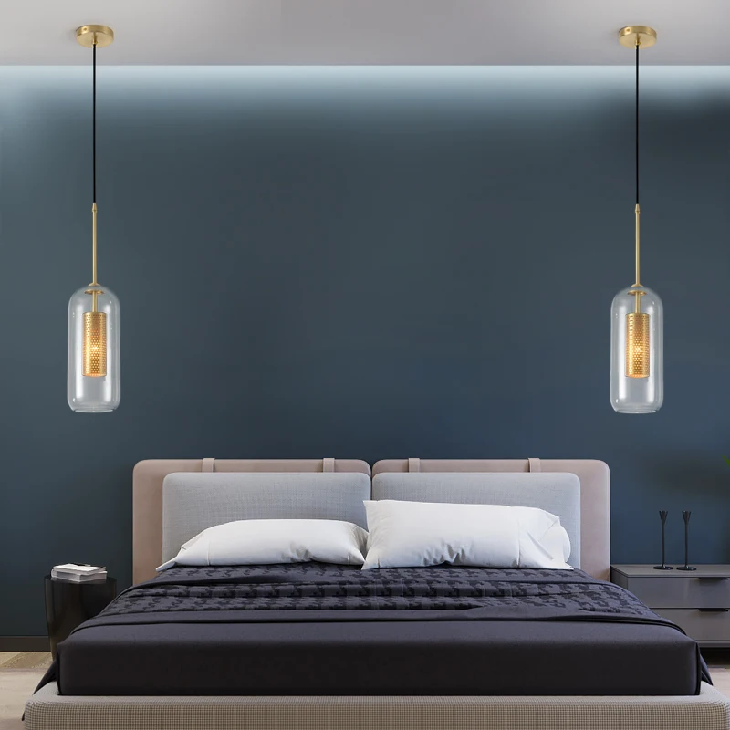 Светодиодный подвесной светильник в стиле пост модерн 3 лампочки с золотым