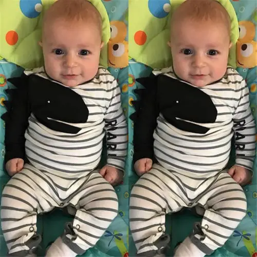 Комбинезон с длинными рукавами и объемным динозавром для маленьких мальчиков